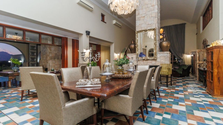 5 Bedroom Property for Sale in Winelands Western Cape
